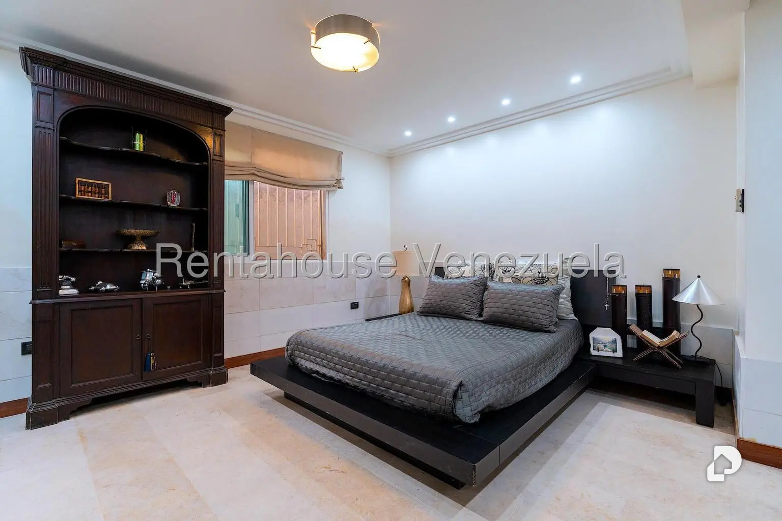 Casa en Santa Fe Norte, Caracas – 29
