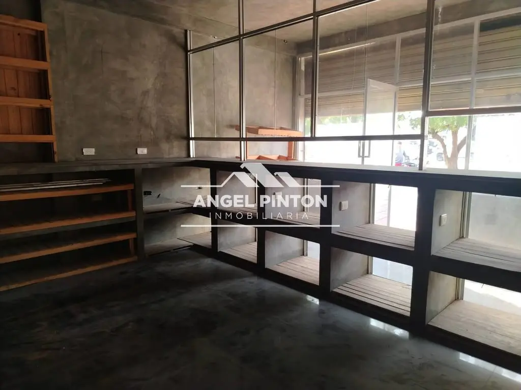 Commercial space in Maracaibo - 1