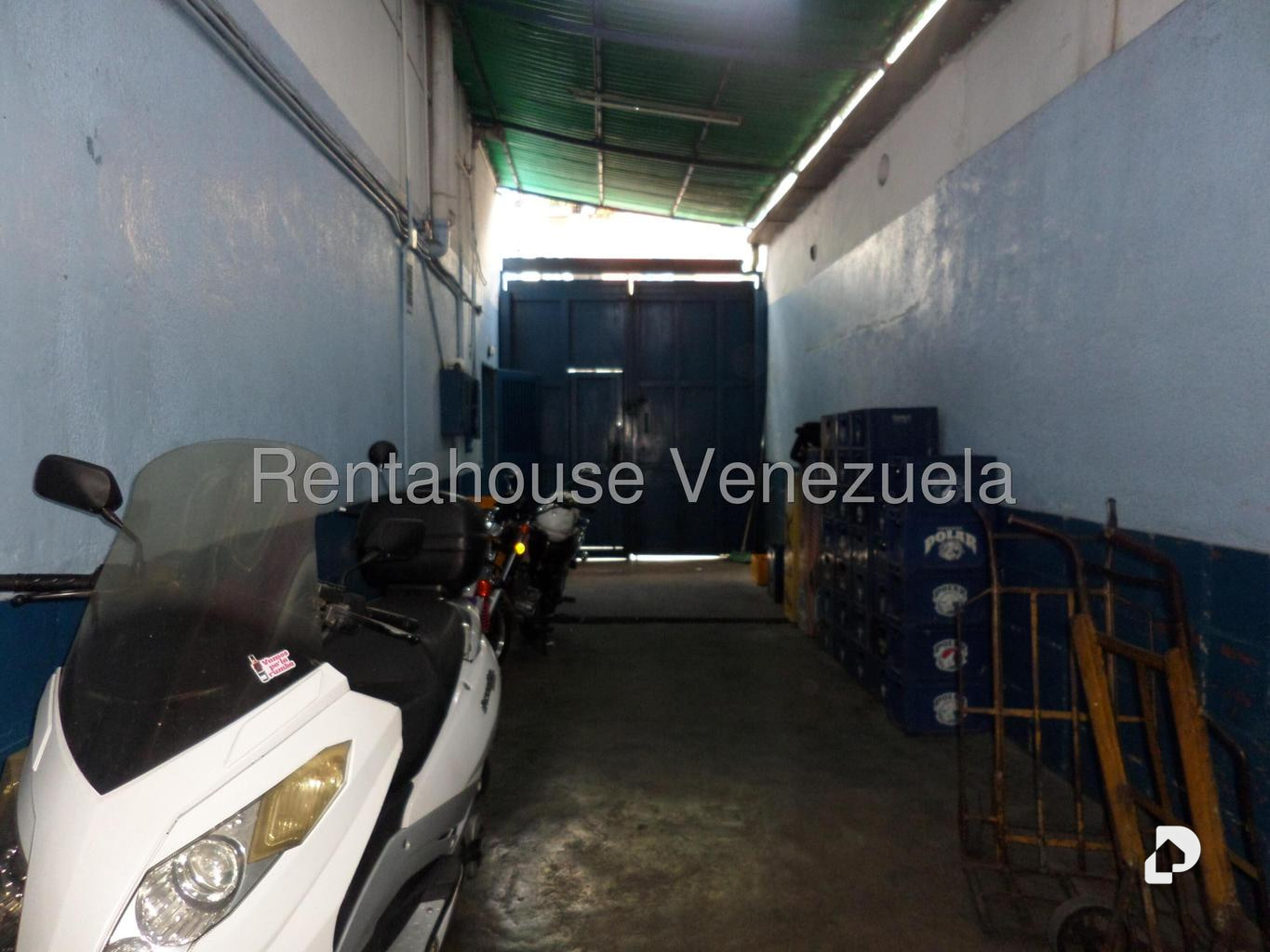 Local comercial en Boleíta Norte, Caracas – 15