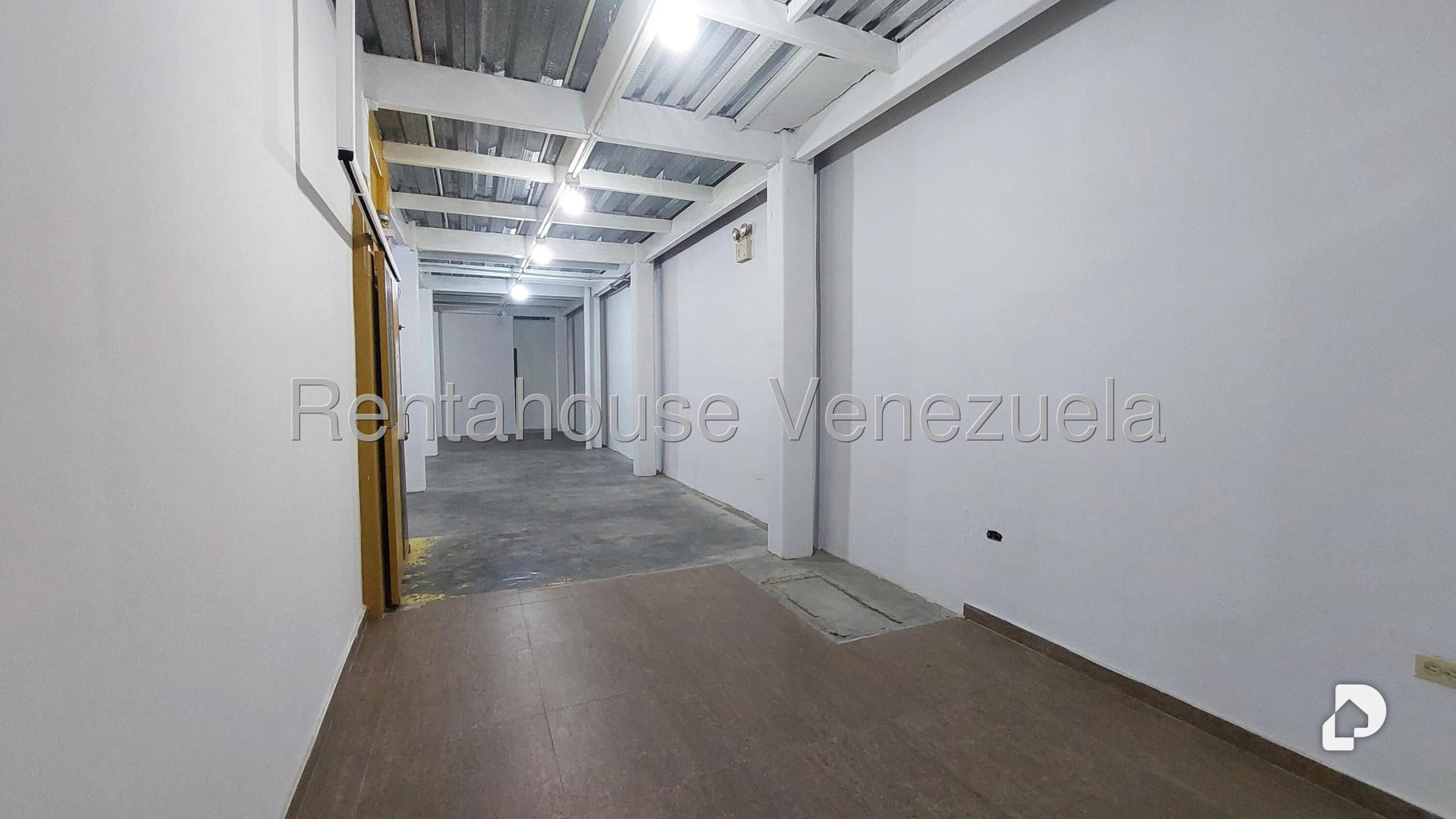 Warehouse in Prado de María, Caracas – 27