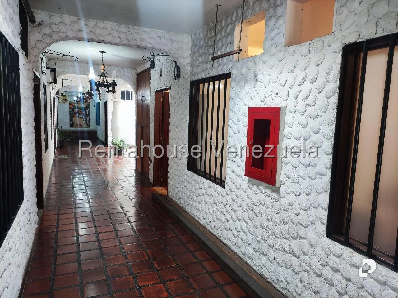 Local comercial en El Hatillo, Caracas – 11