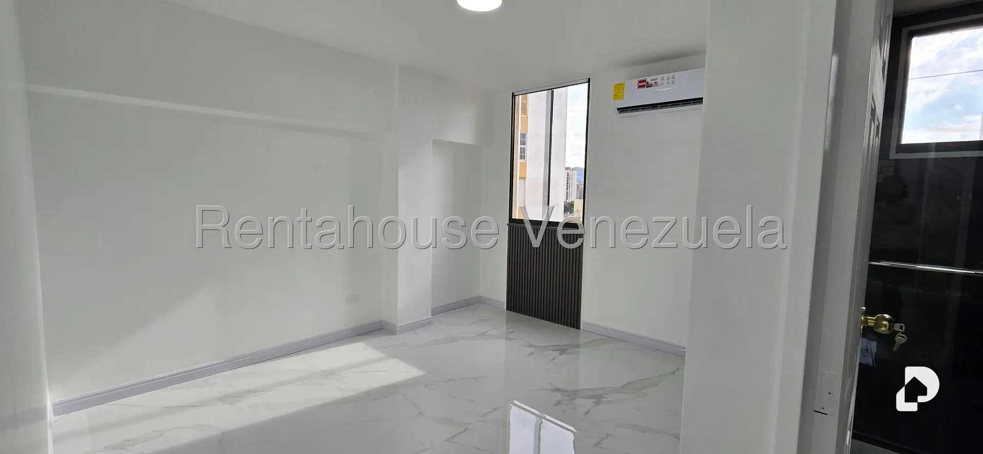 Apartamento en Santa Rosa de Lima, Caracas – 30