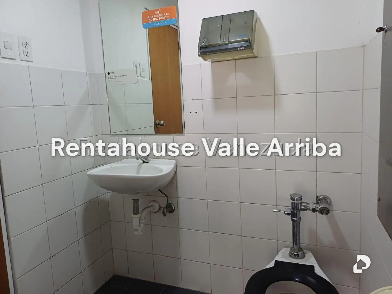 Local comercial en Las Mercedes, Caracas – 11