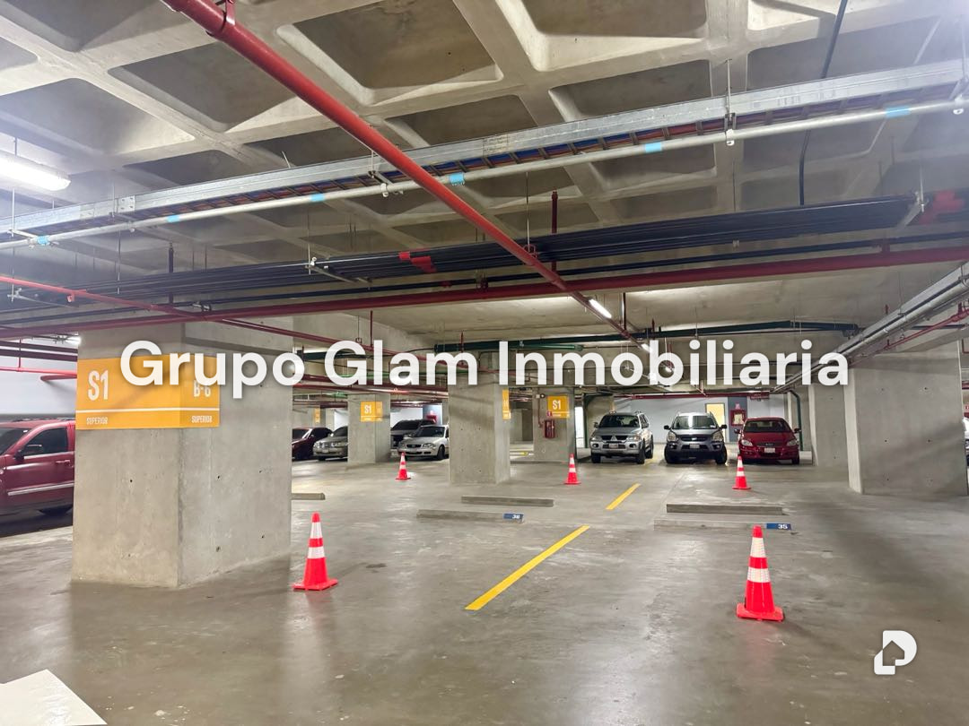 Oficina en Campo Alegre, Caracas – 24
