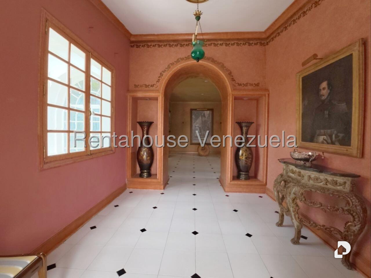 House in La Lagunita Country Club, Caracas – 10