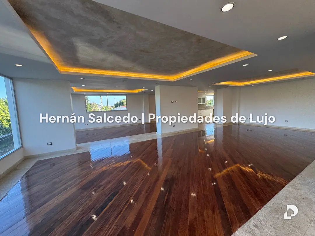 Casa en La Lagunita, Caracas – 7
