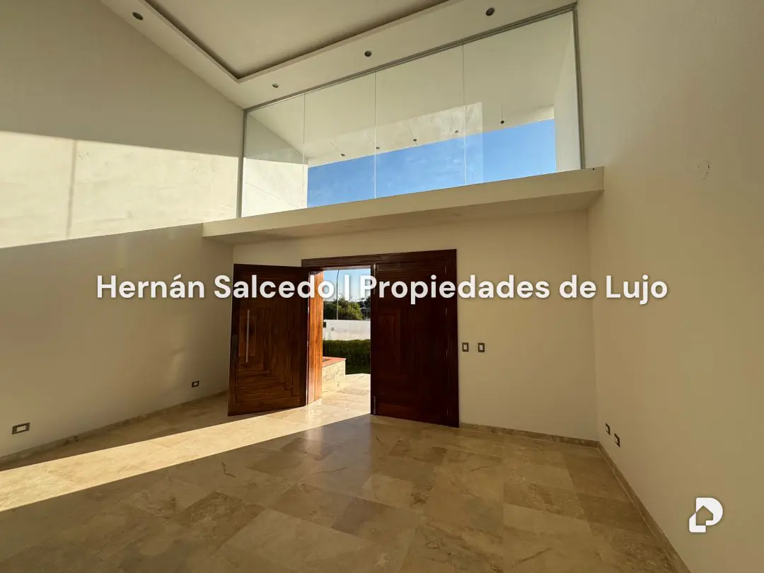 Casa en La Lagunita, Caracas – 5