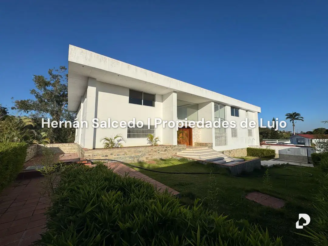 Casa en La Lagunita, Caracas – 24