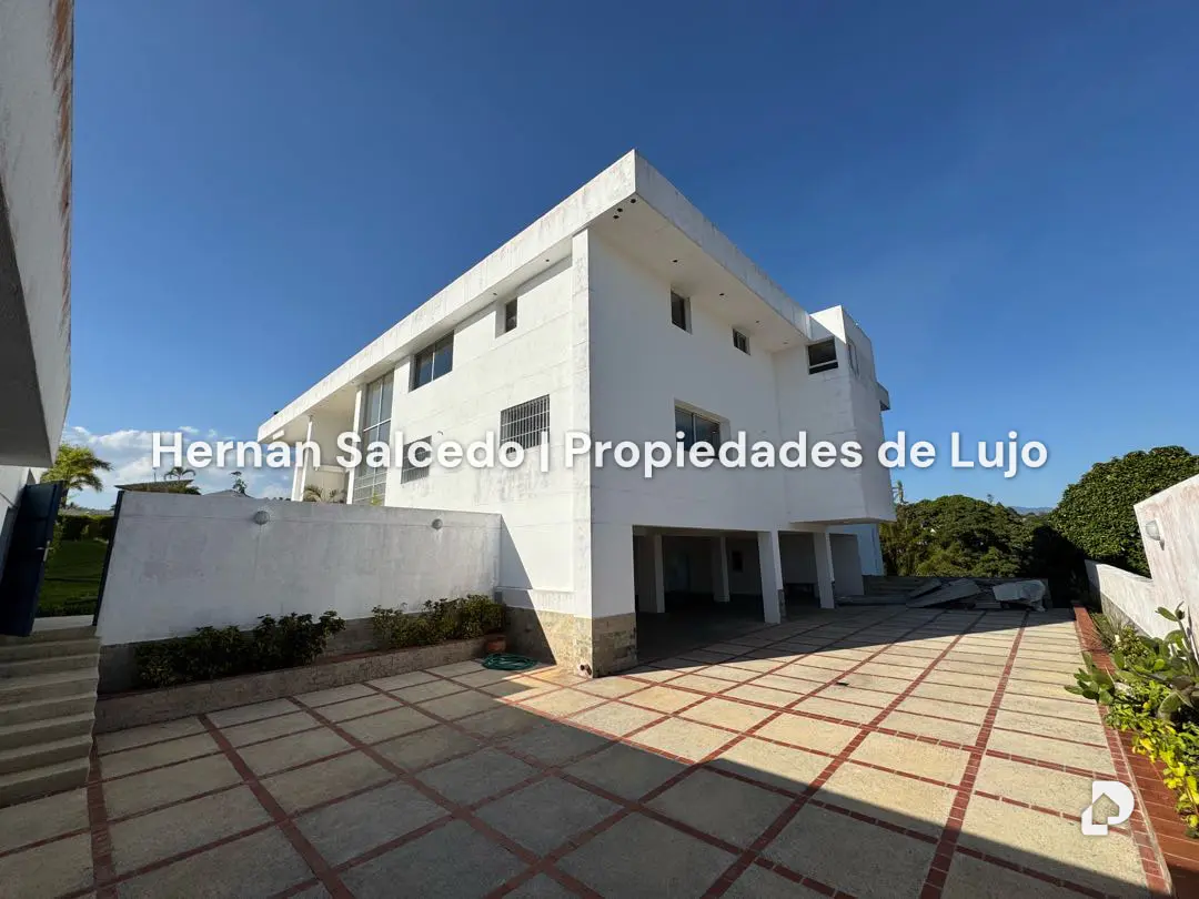Casa en La Lagunita, Caracas – 2