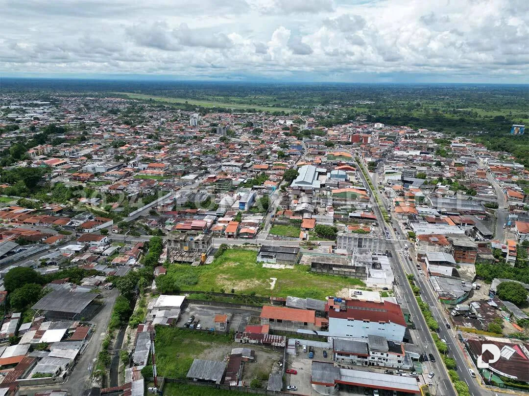 Land in Avenida Bolívar, Presidente Betancourt – 7