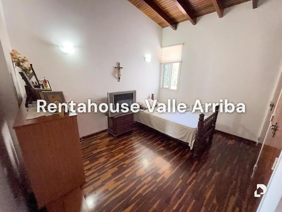 Casa en Alto Prado, Caracas – 22
