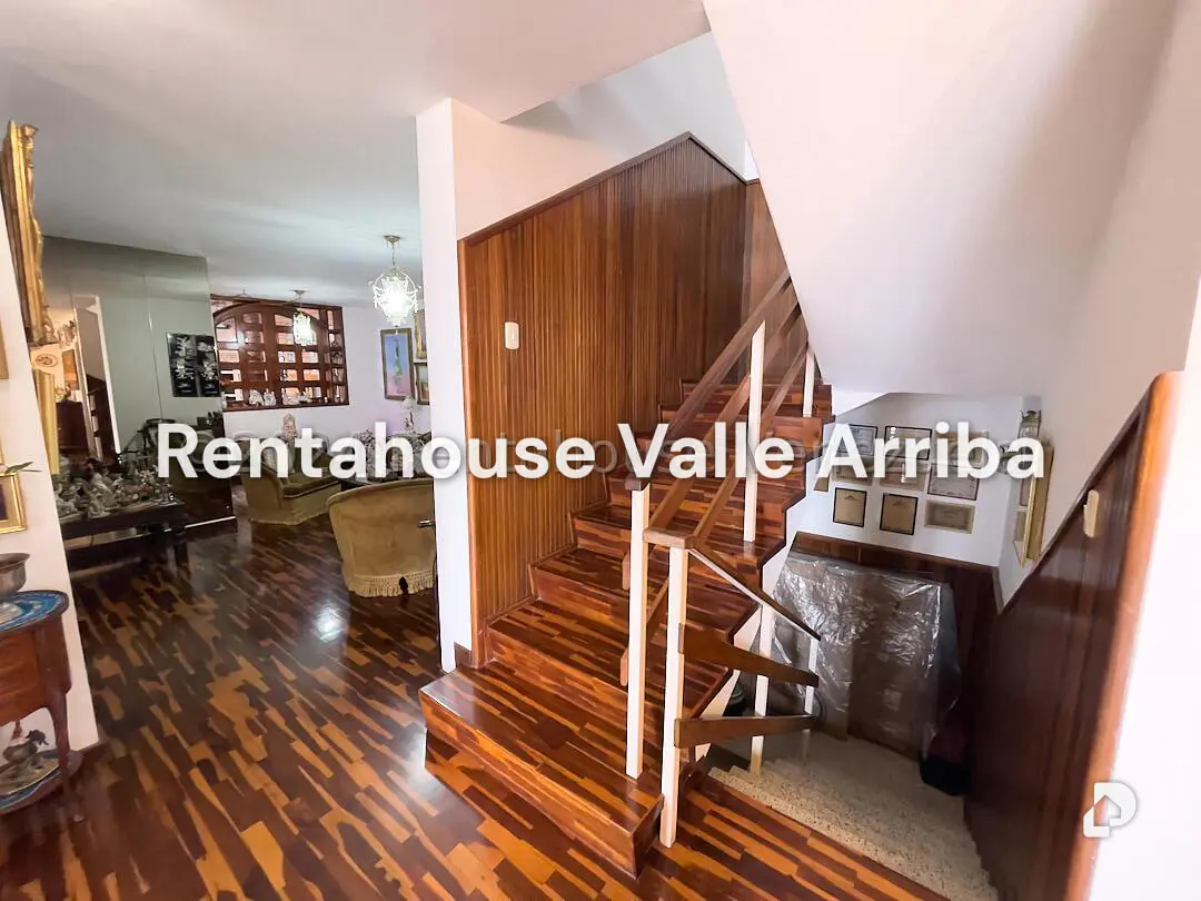 Casa en Alto Prado, Caracas – 21