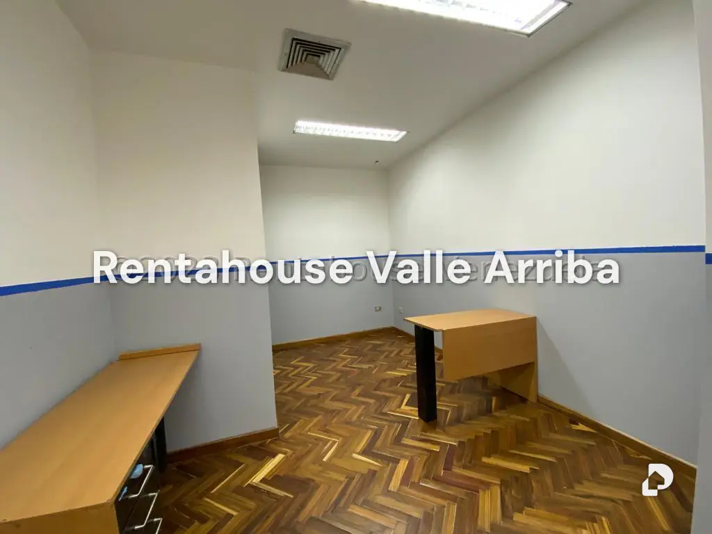 Office in La California Norte, Caracas – 14