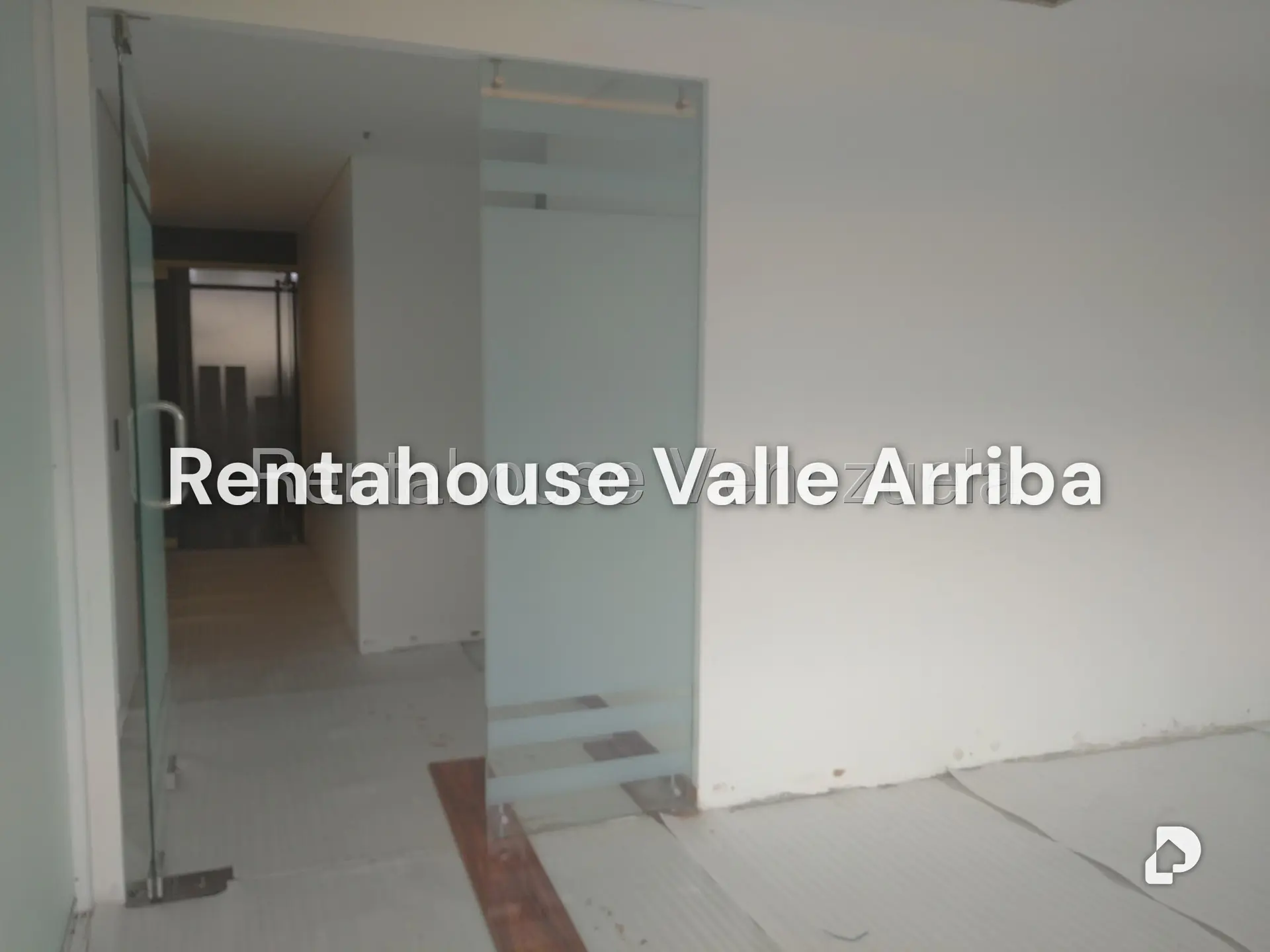 Local comercial en Macaracuay, Caracas – 13