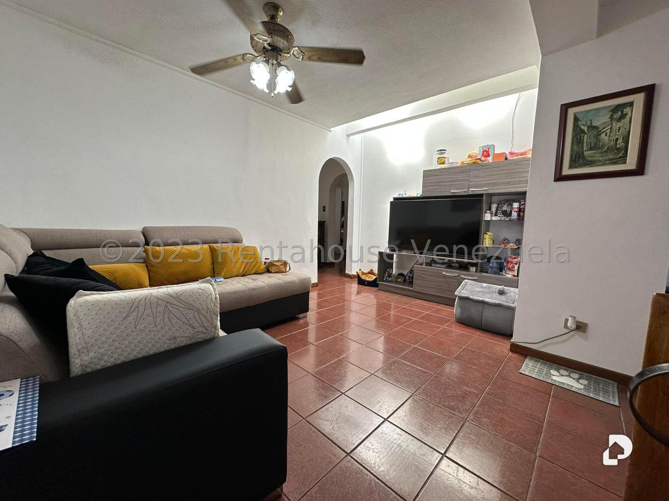 Casa en El Cafetal, Caracas – 24