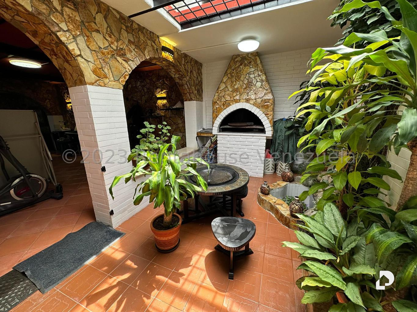 Casa en El Cafetal, Caracas – 18