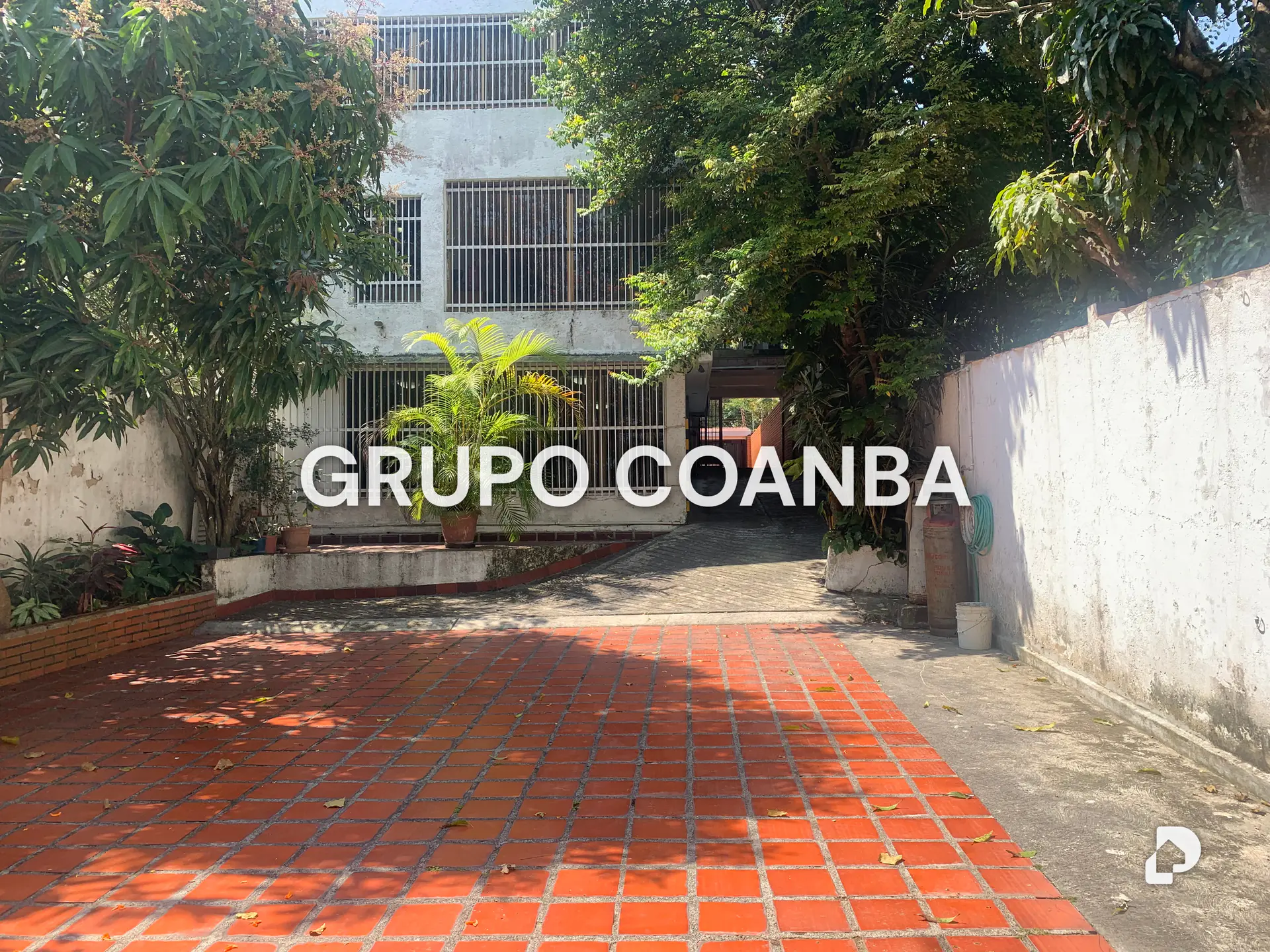 House in Colinas de Santa Mónica, Caracas – 1