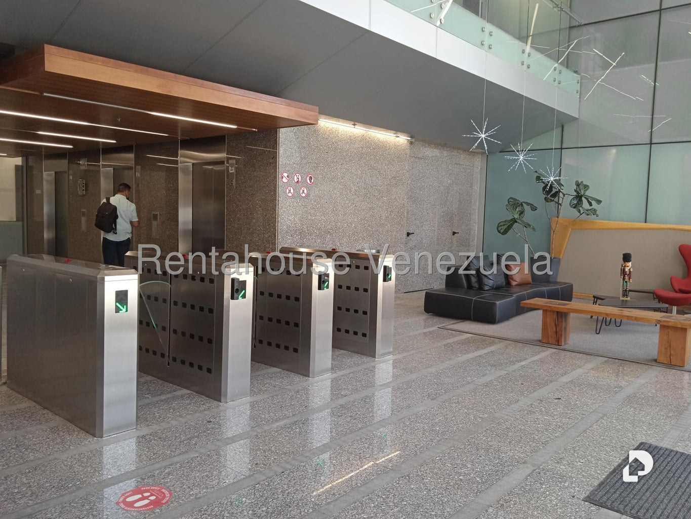Local comercial en Las Mercedes, Caracas – 2