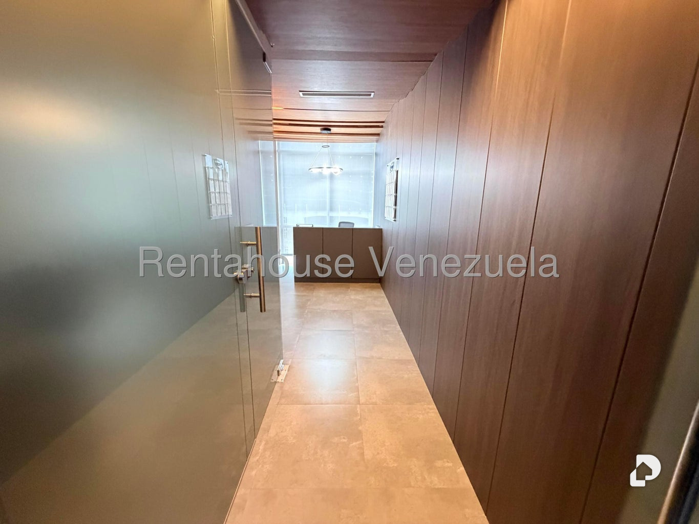 Local comercial en Las Mercedes, Caracas – 3