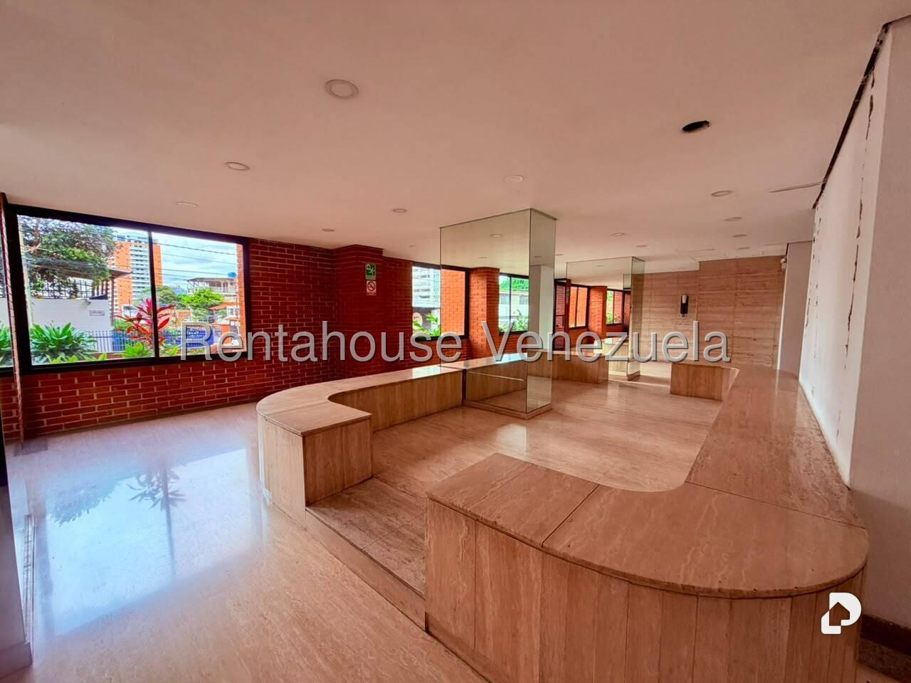 Apartment in Los Dos Caminos, Caracas – 28