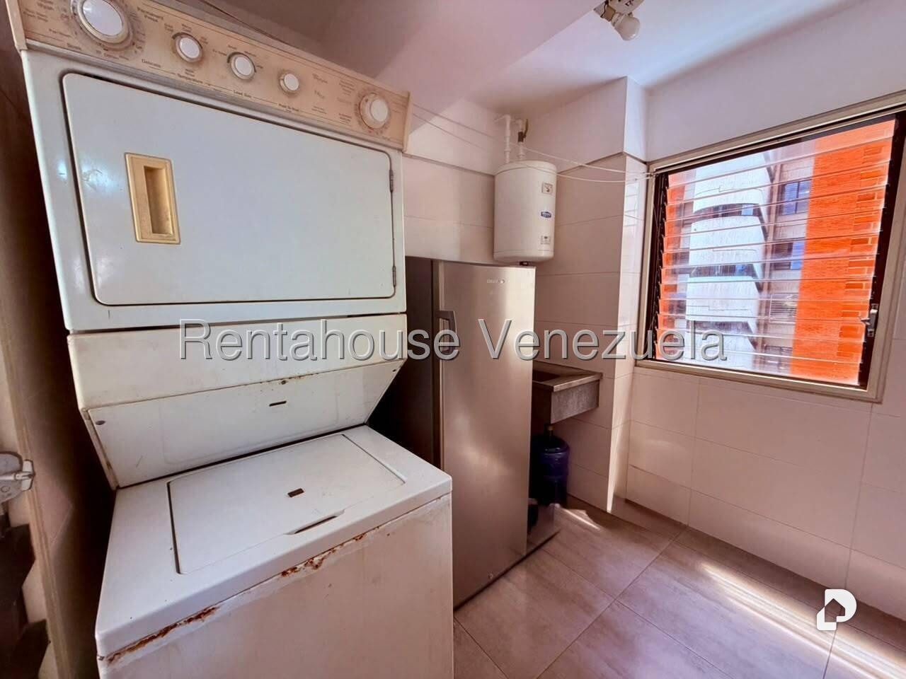 Apartment in Los Dos Caminos, Caracas – 9