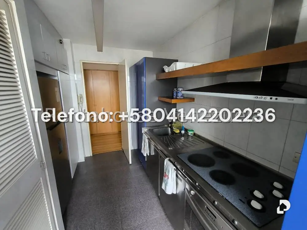 Apartamento en Altamira, Caracas – 13