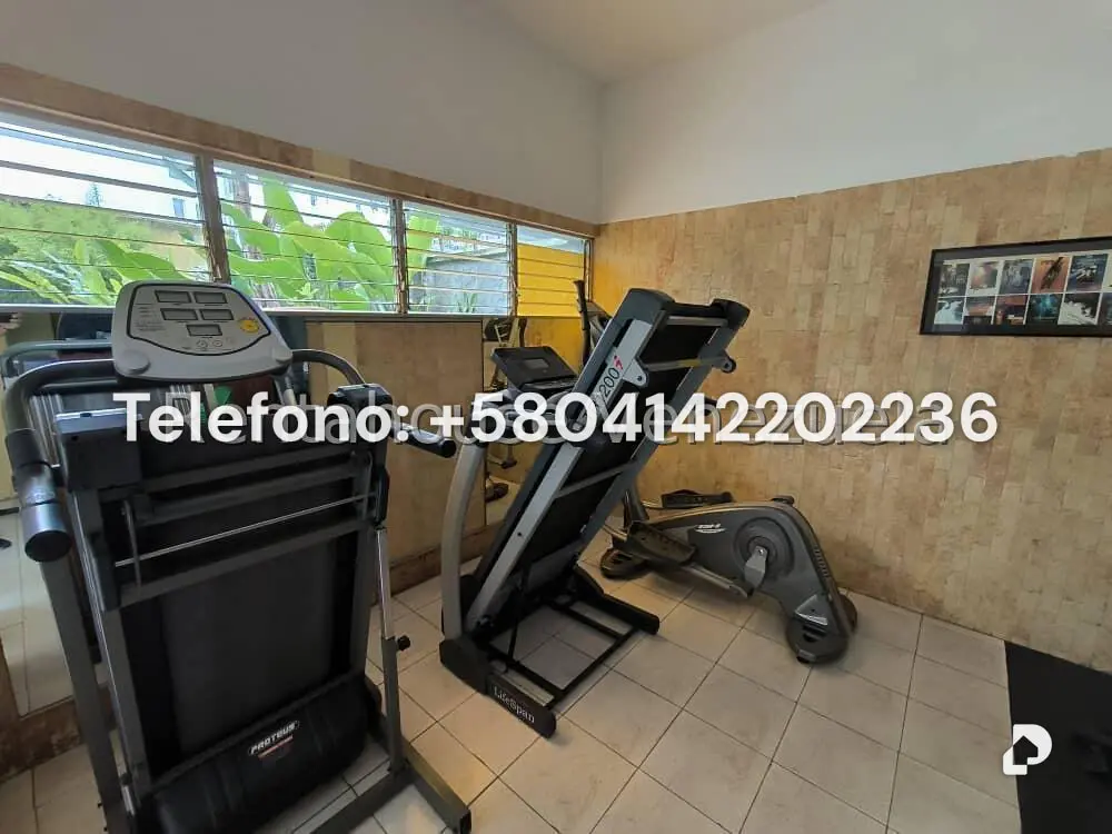 Apartamento en Altamira, Caracas – 22