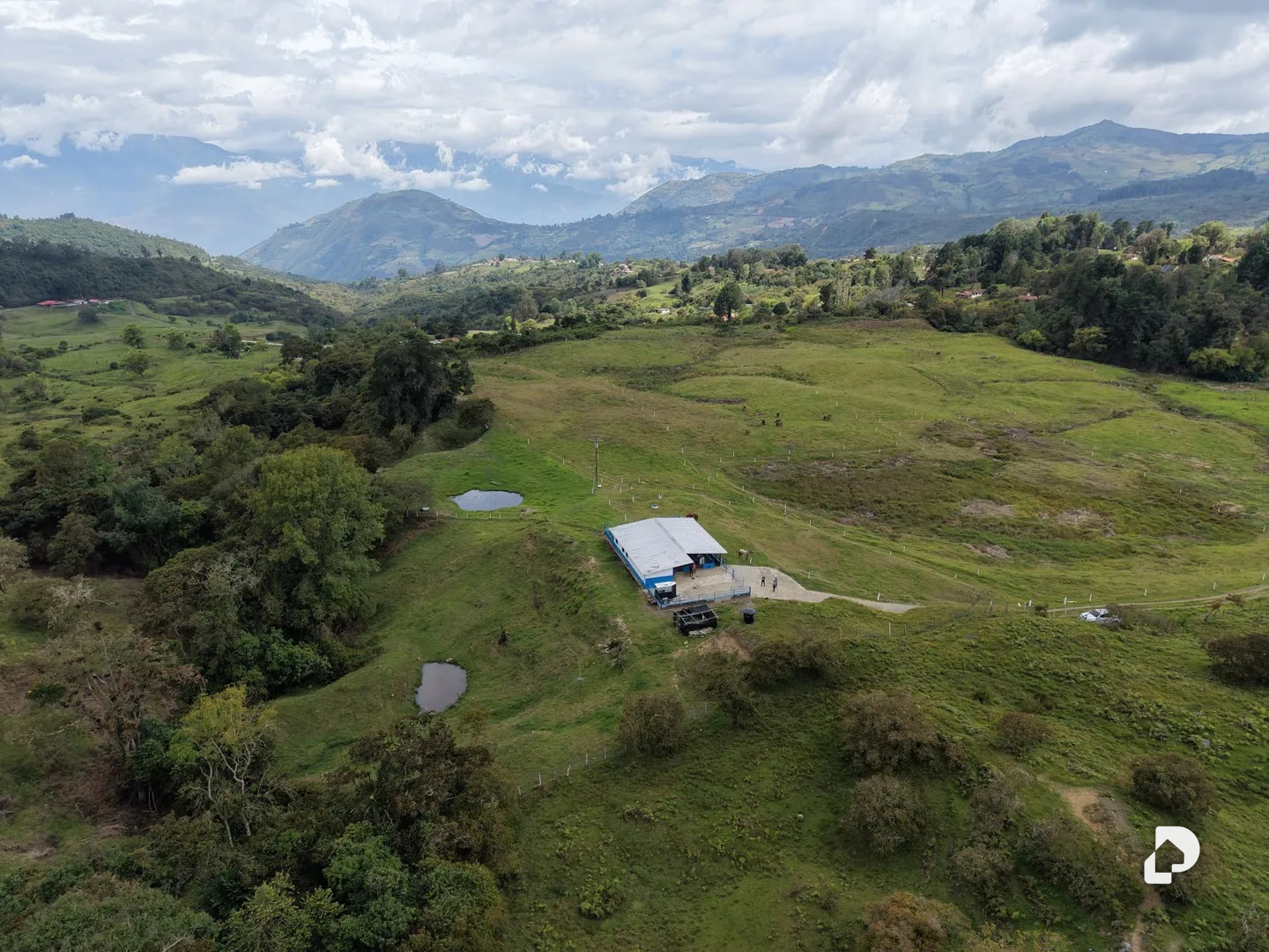 Farm in Los Cínaros a 3KM de las Cruces, Vía La Azulita – 1