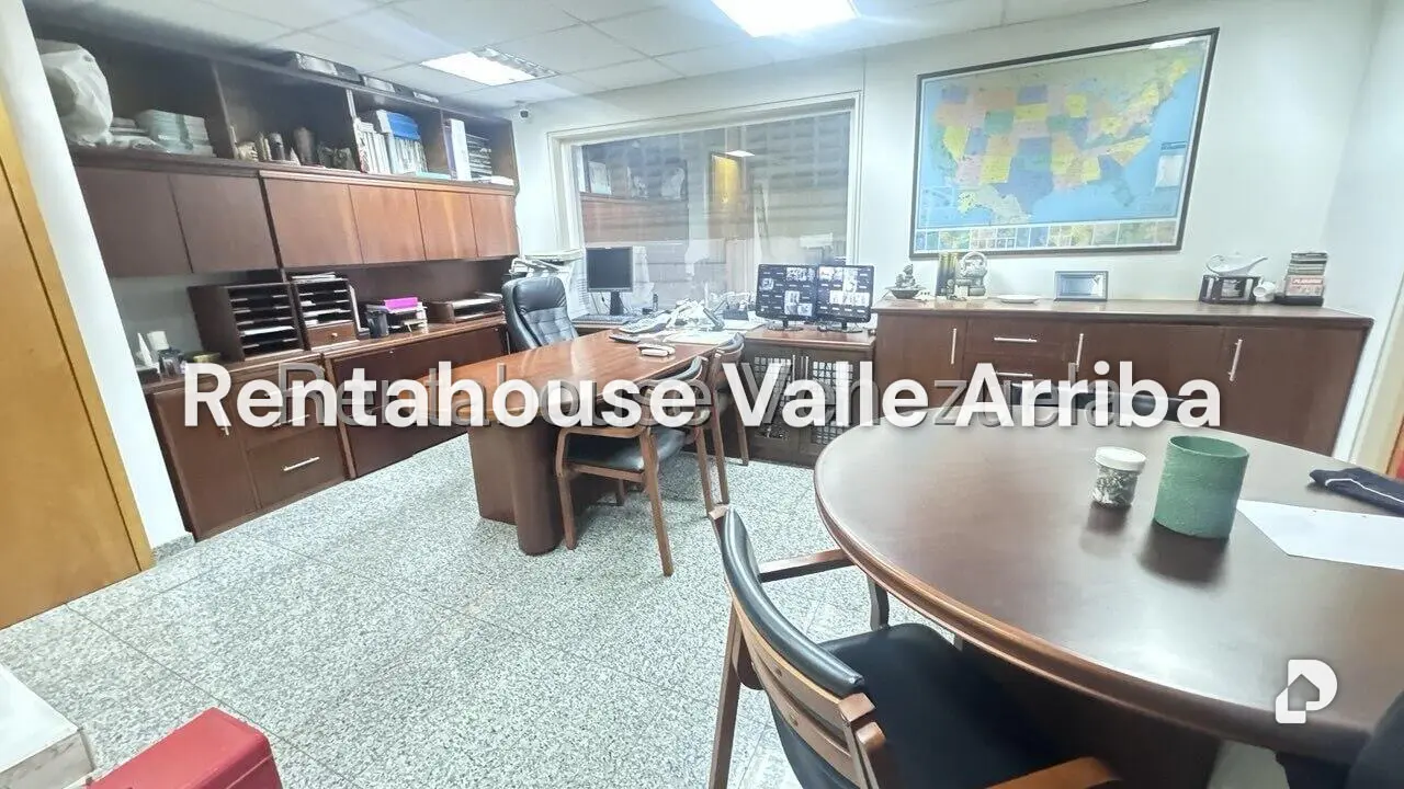 Local comercial en La Urbina, Caracas – 21