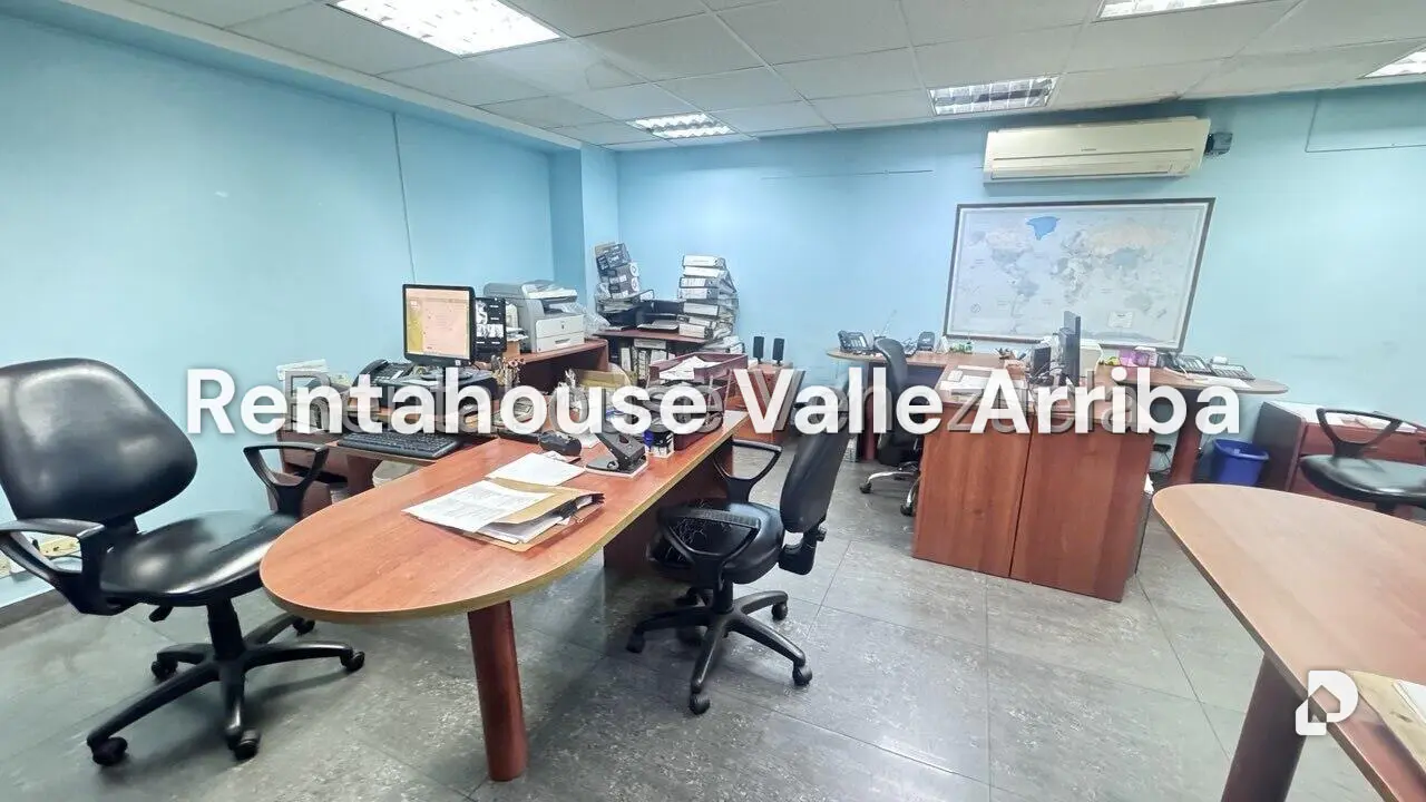 Local comercial en La Urbina, Caracas – 15
