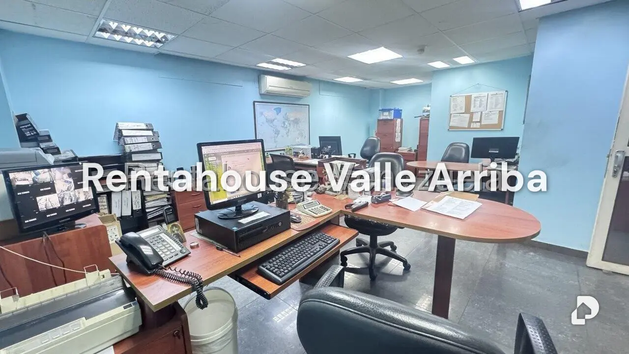 Local comercial en La Urbina, Caracas – 14