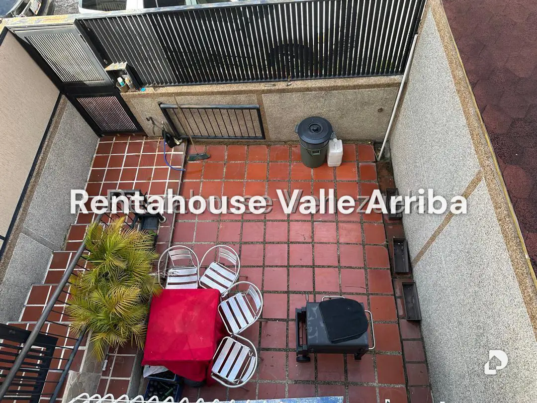 House in Colinas de Los Chaguaramos, Caracas – 24