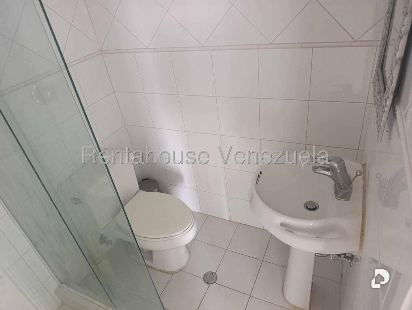 Casa en Prados del Este, Caracas – 39