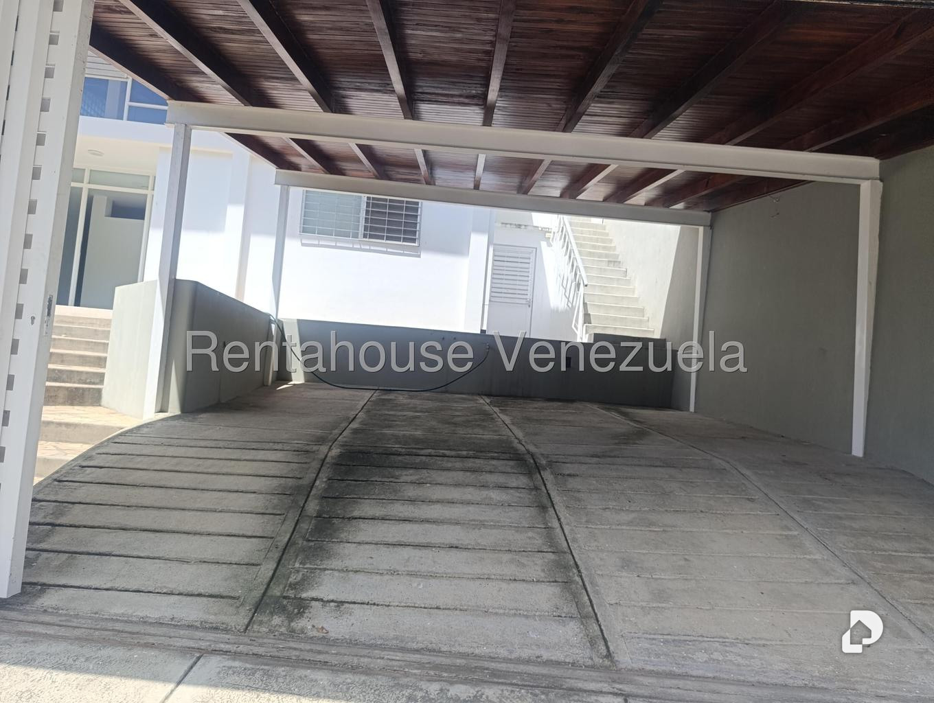 Casa en Prados del Este, Caracas – 43