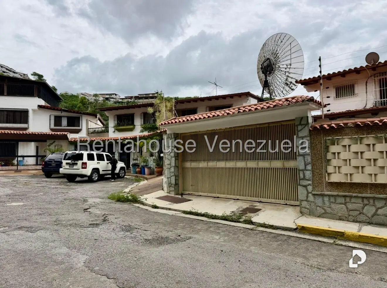 Casa en Colinas de Santa Mónica, Caracas – 3