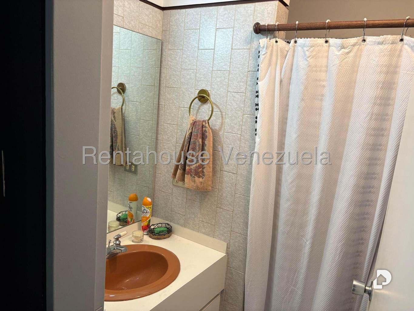 Apartamento en El Rosal, Caracas – 19