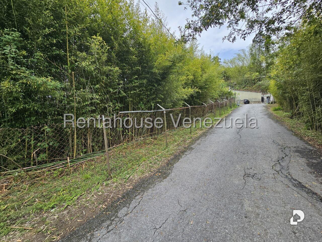 Terreno en Alto Hatillo, Caracas – 4