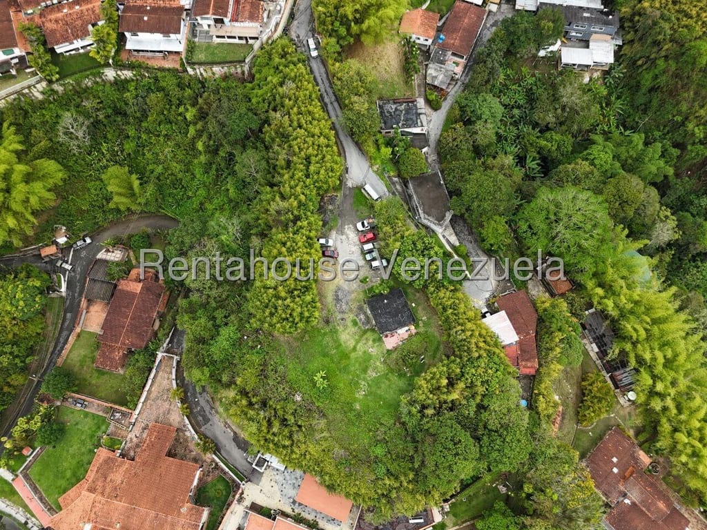 Terreno en Alto Hatillo, Caracas - 1