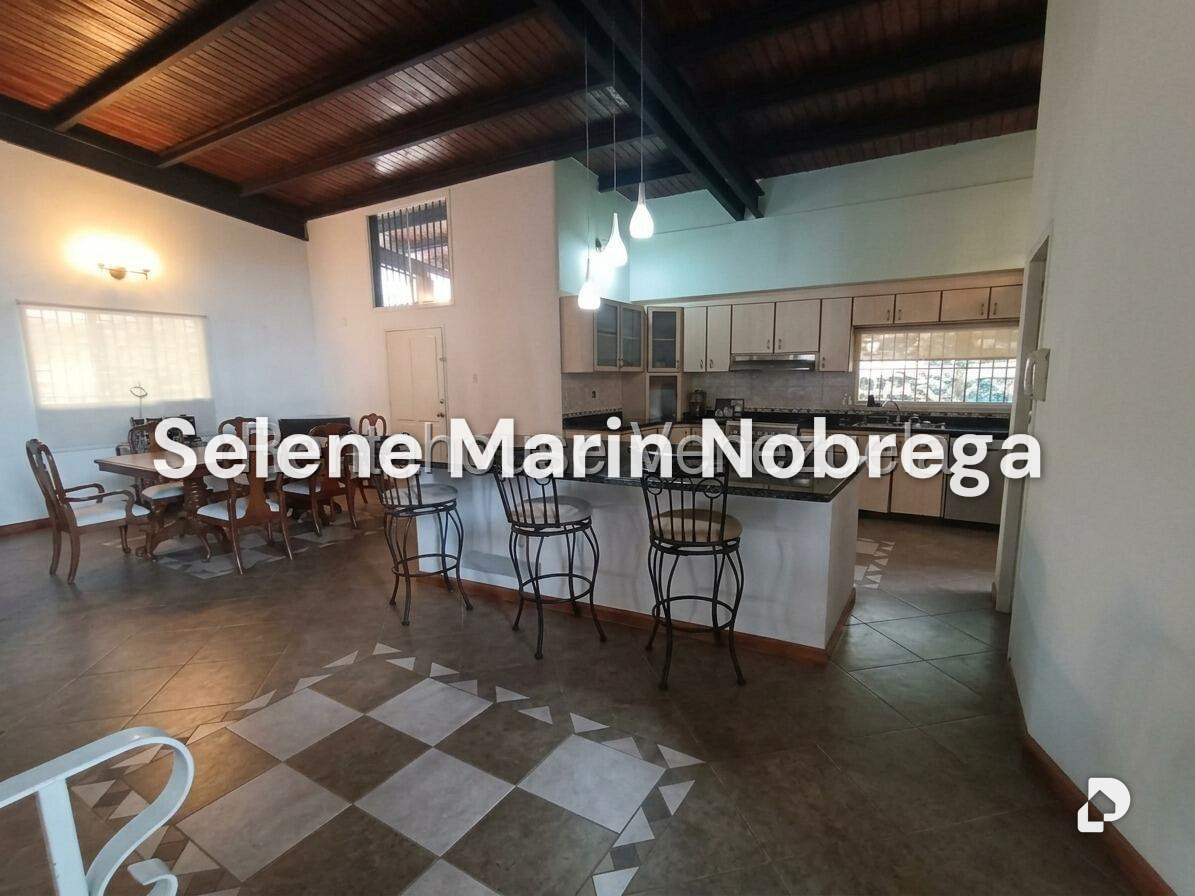 Casa en Cumbres de Curumo, Caracas – 11