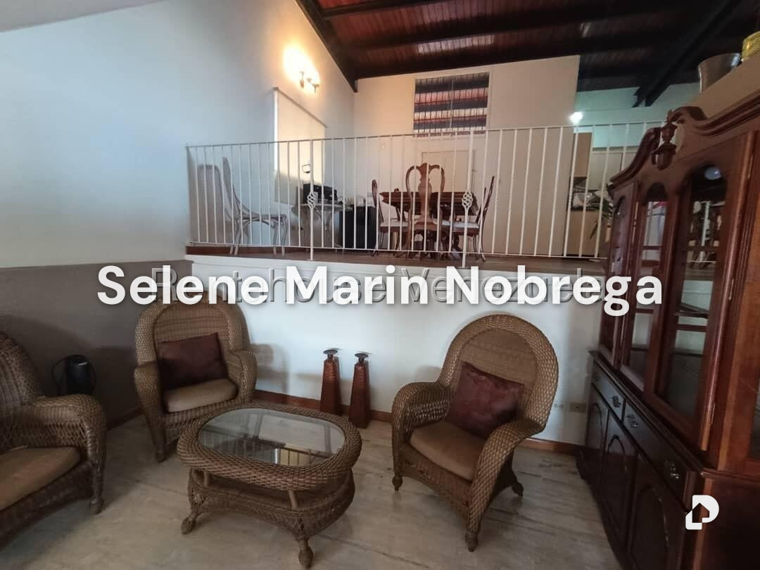 Casa en Cumbres de Curumo, Caracas – 8
