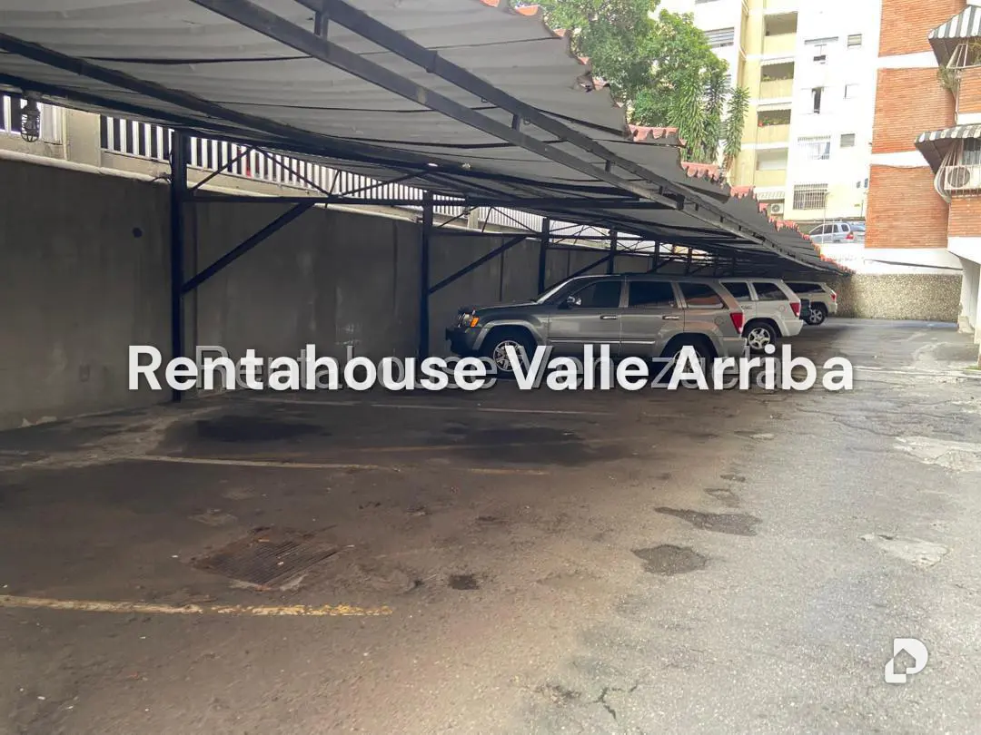 Apartamento en Los Palos Grandes, Caracas – 29