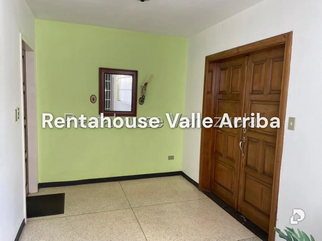 Apartamento en Los Palos Grandes, Caracas – 16