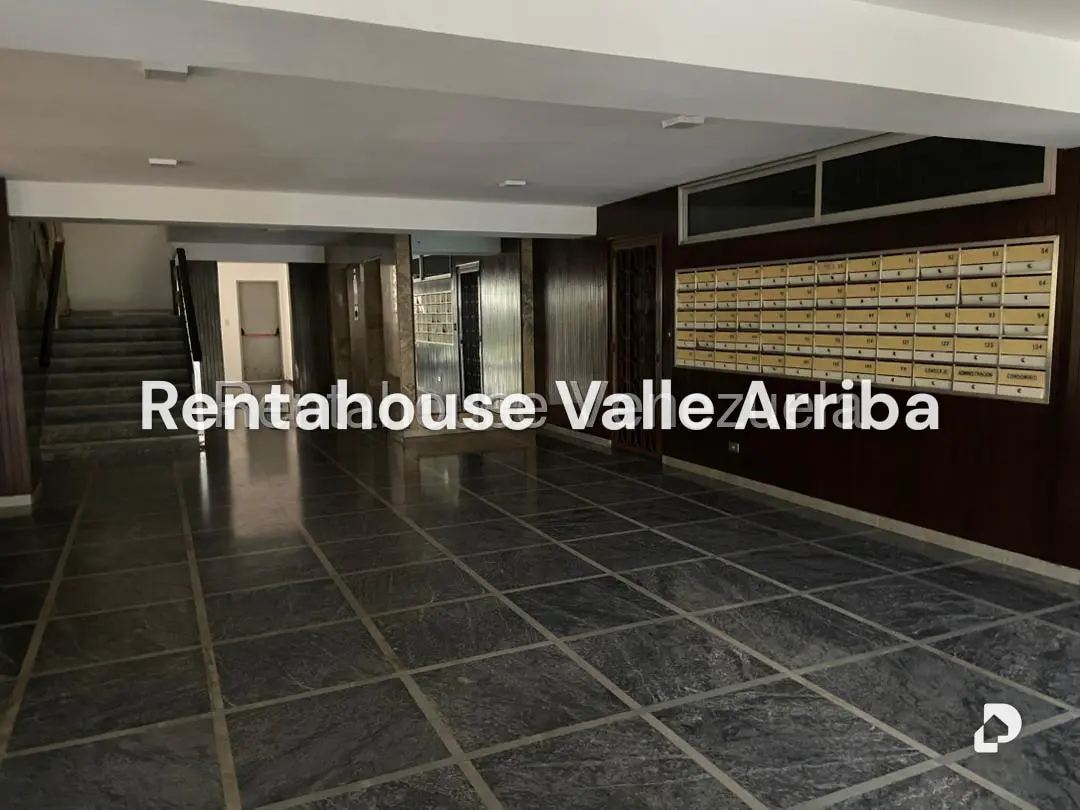 Apartamento en Los Palos Grandes, Caracas – 27