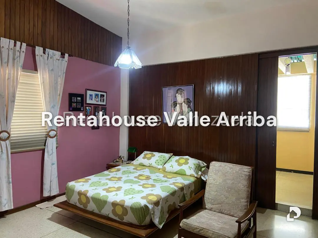 Apartamento en Los Palos Grandes, Caracas – 14