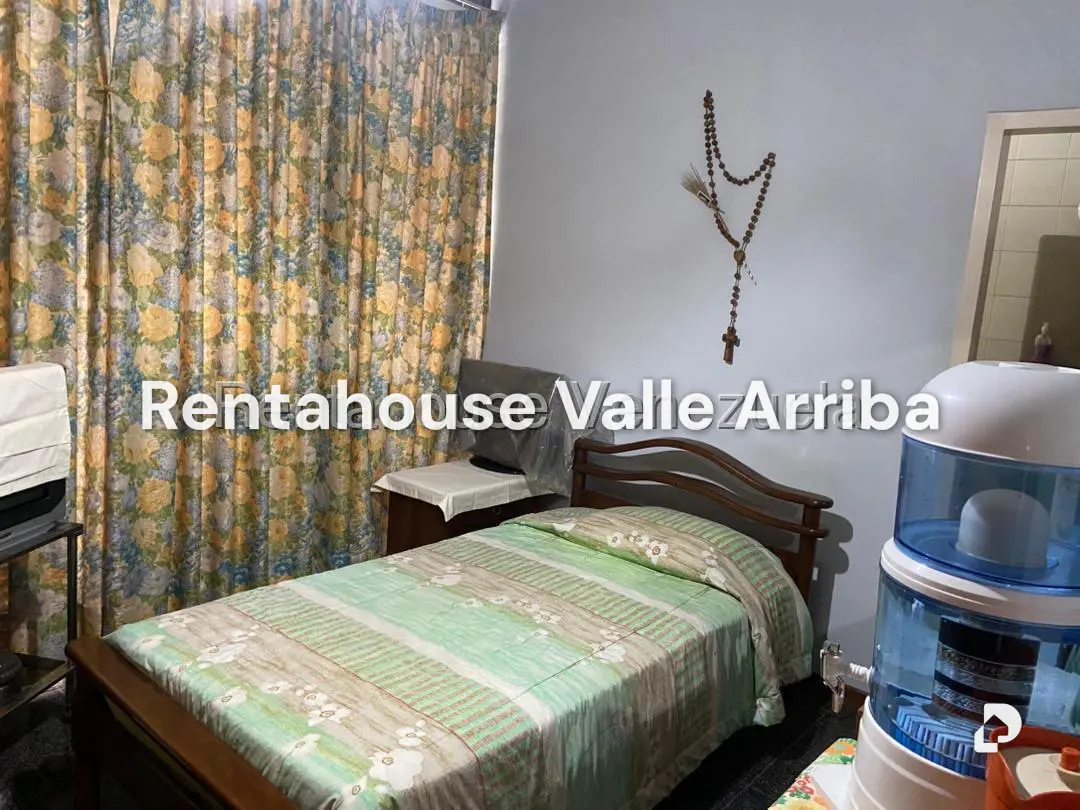 Apartamento en Los Palos Grandes, Caracas – 11