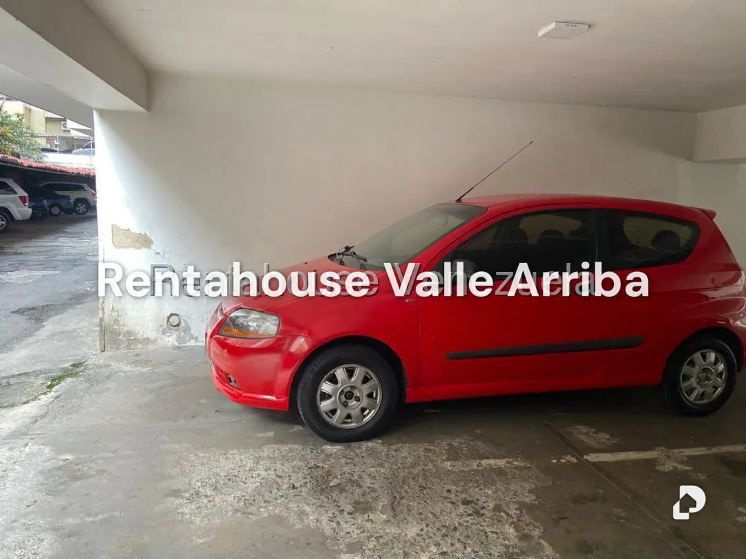 Apartamento en Los Palos Grandes, Caracas – 23