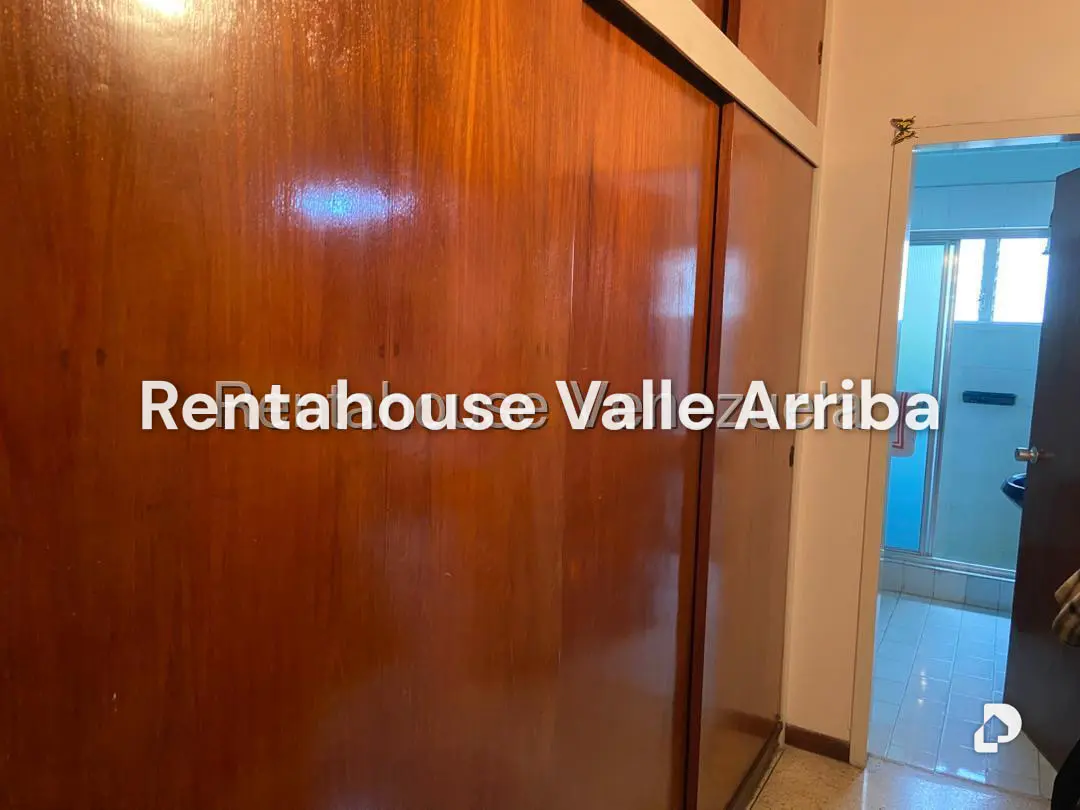 Apartamento en Los Palos Grandes, Caracas – 13