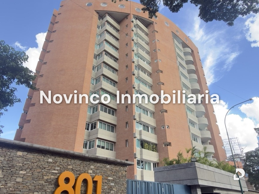 Apartamento en El Rosal, Caracas – 1