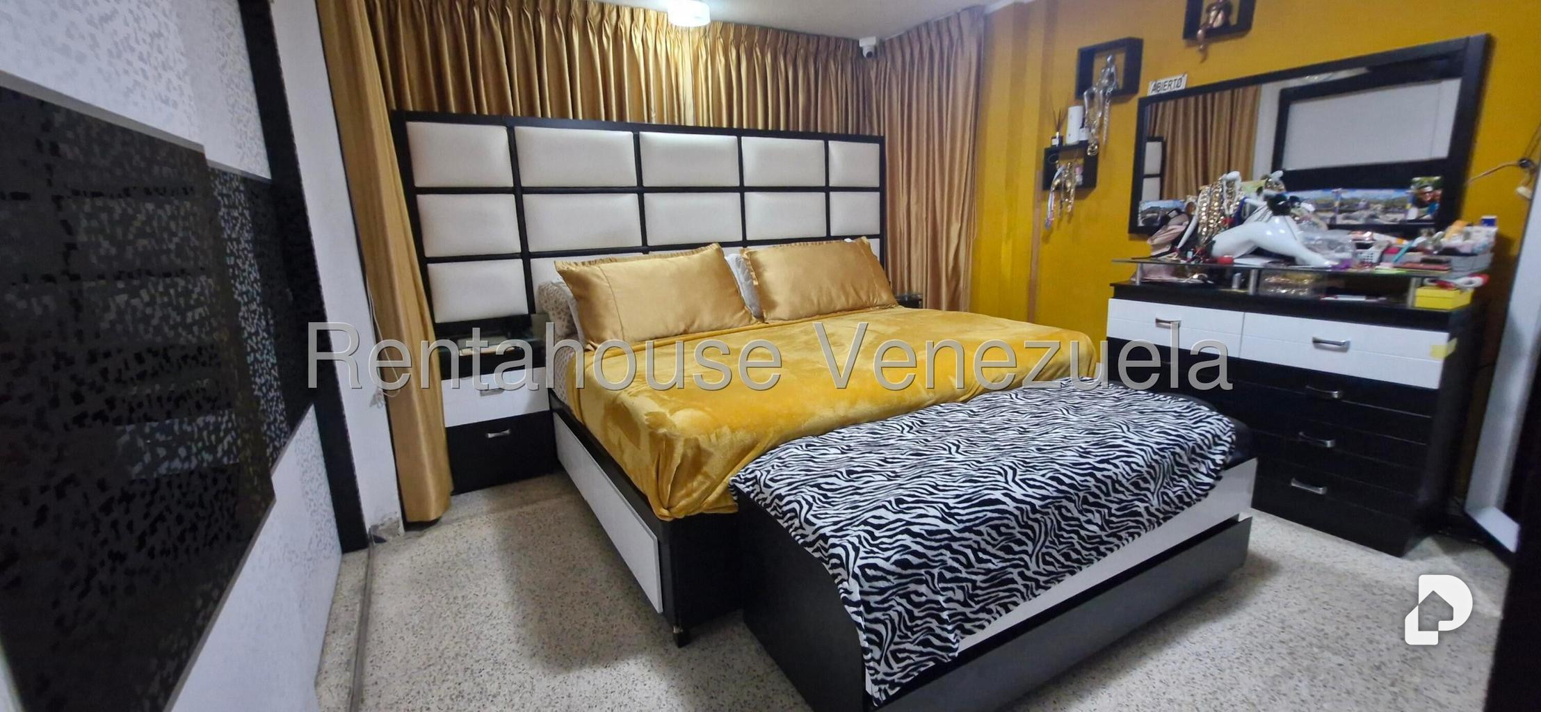 Apartamento en Los Palos Grandes, Caracas – 12