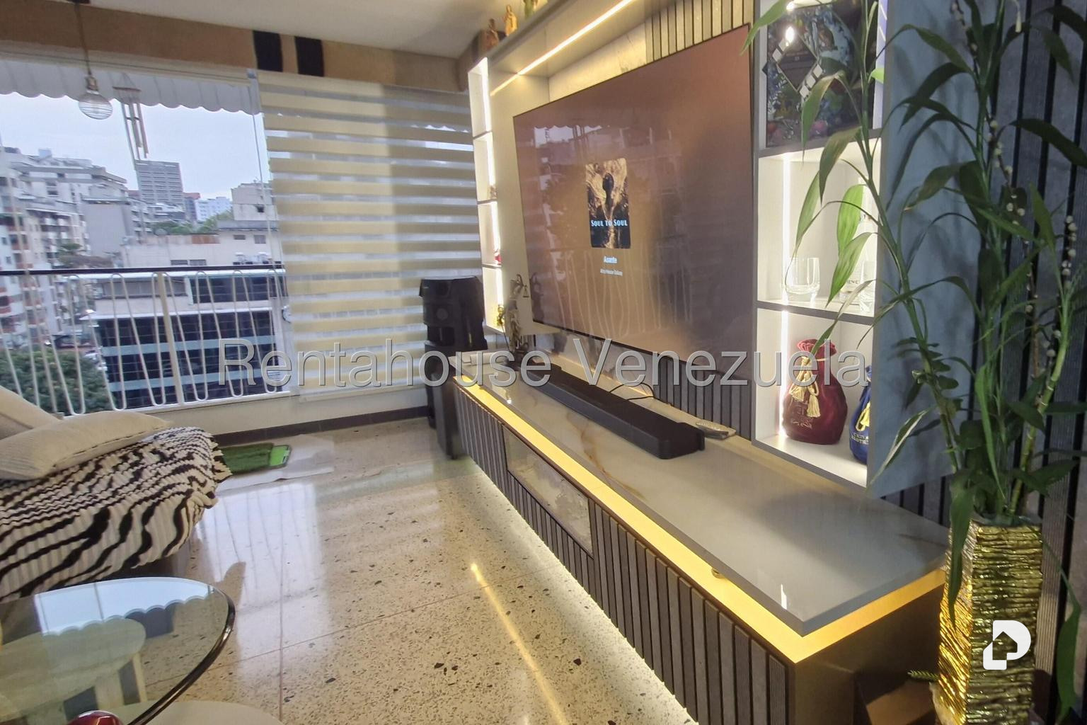 Apartamento en Los Palos Grandes, Caracas – 2